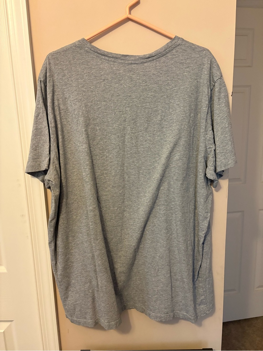 Levi's Gray Tee with Bold Red Logo - Picture 7 of 7